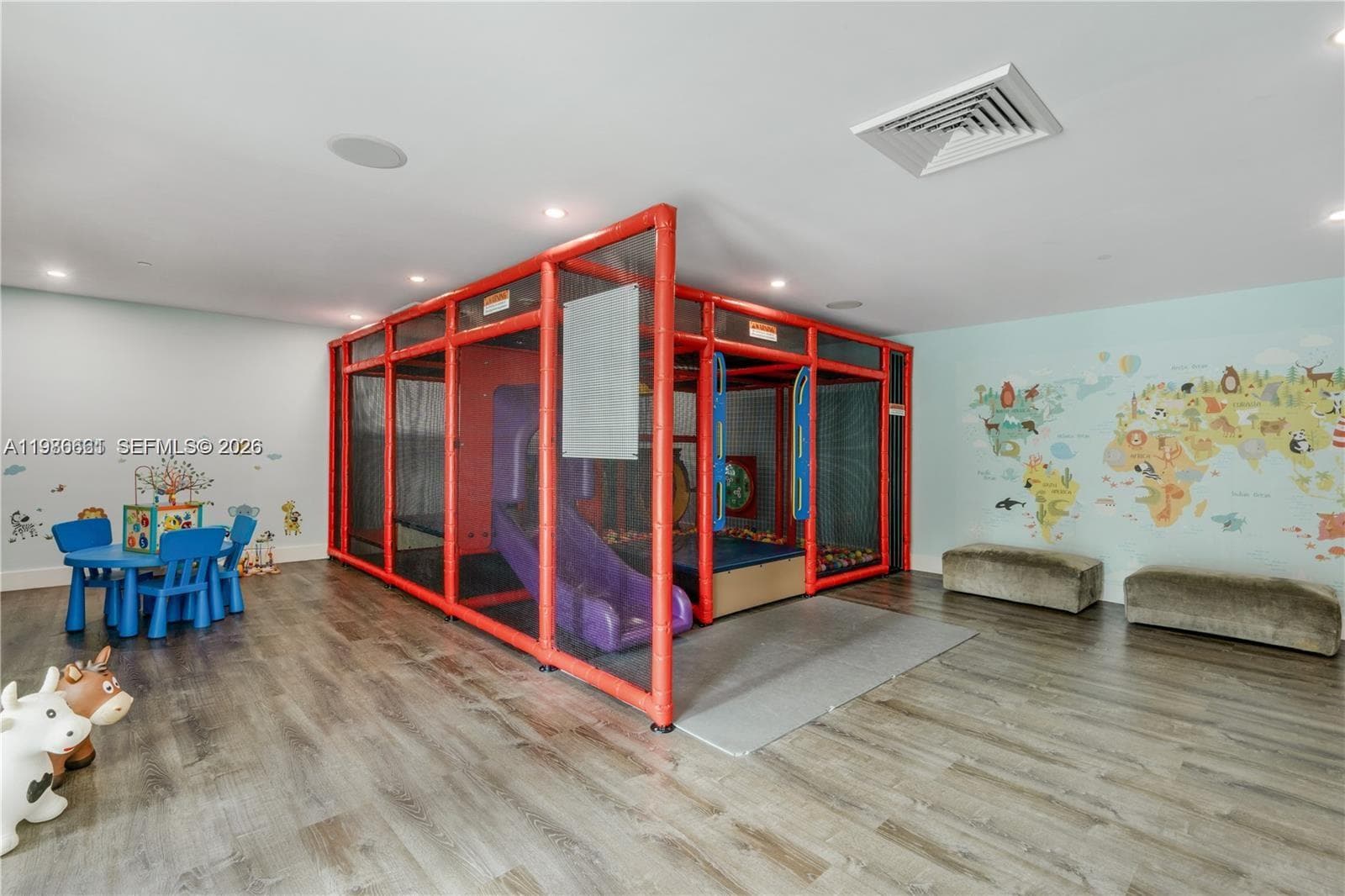 951 Brickell Ave # 3607, Miami FL 33131 — 46