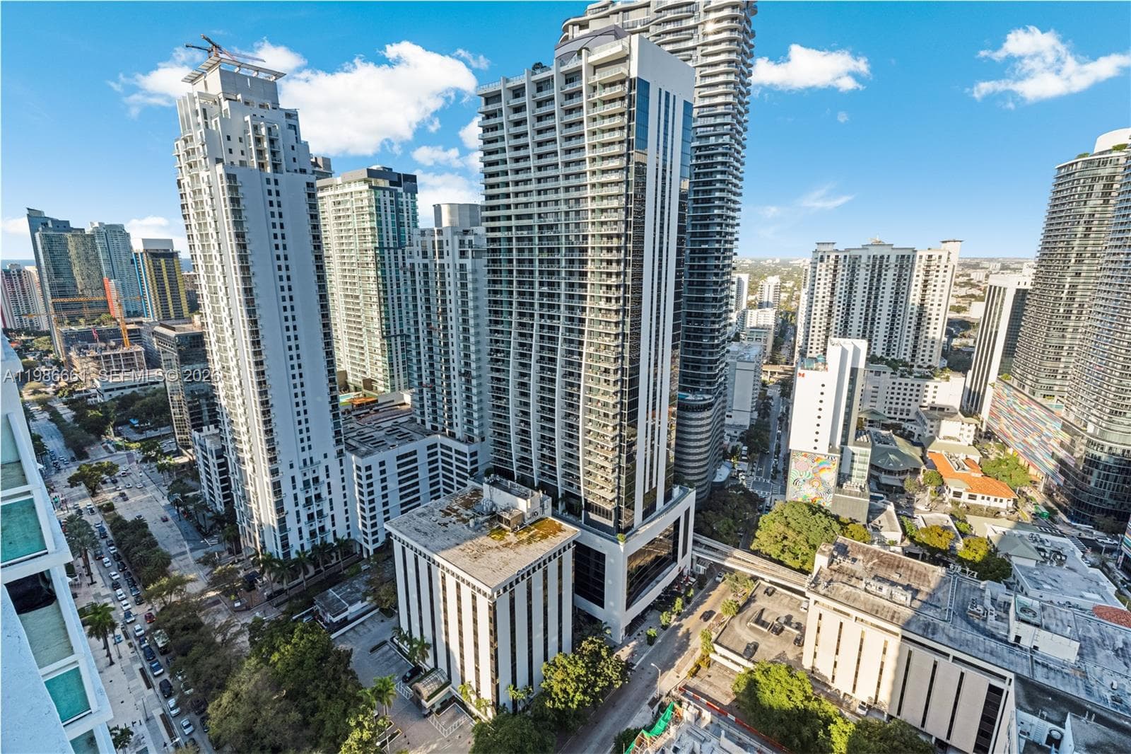 951 Brickell Ave # 3607, Miami FL 33131 — 16