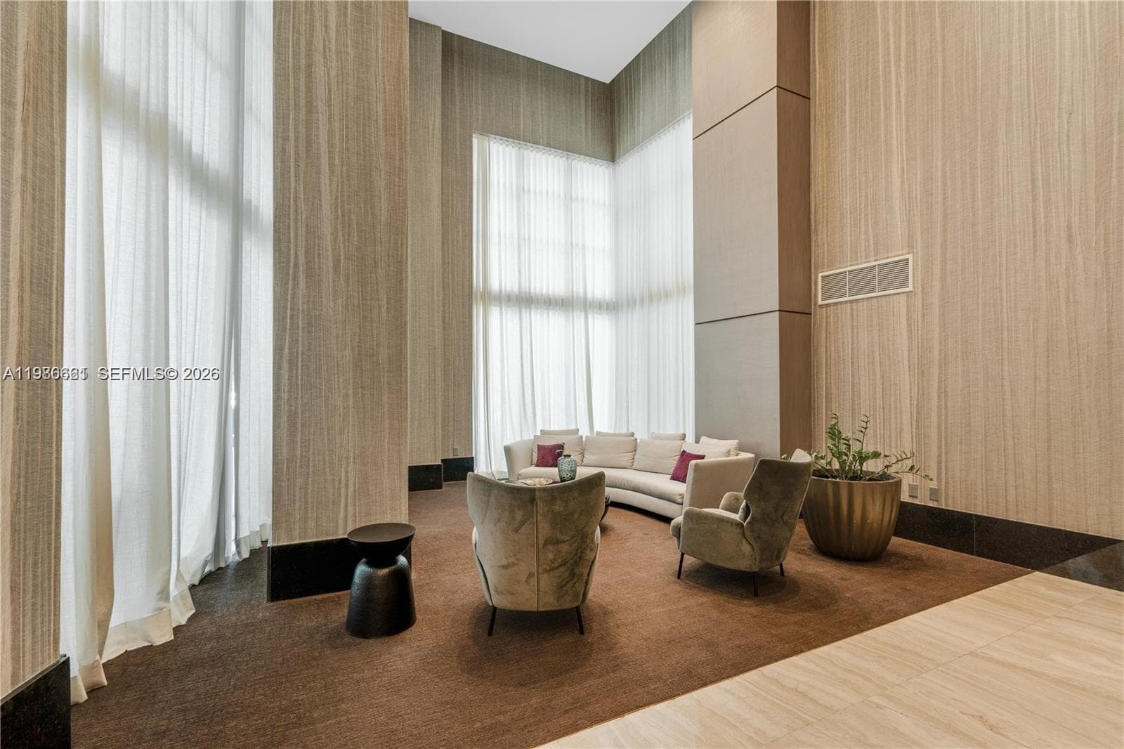951 Brickell Ave # 3607, Miami FL 33131 — 48