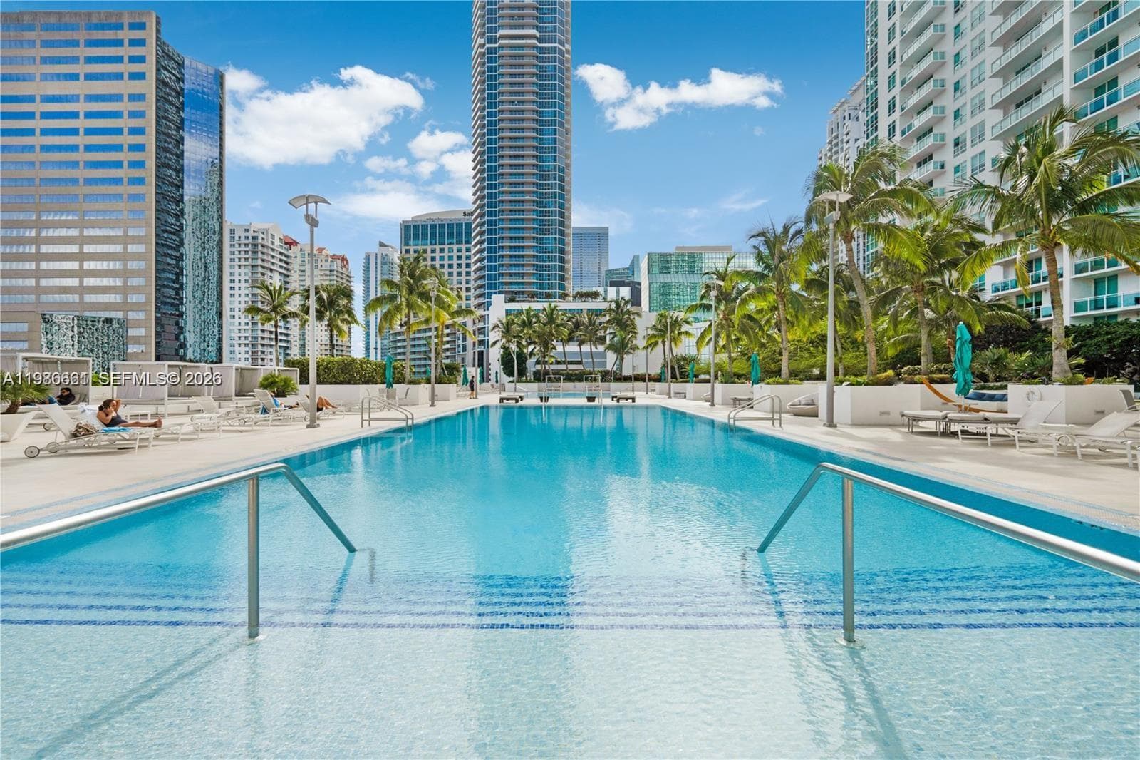 951 Brickell Ave # 3607, Miami FL 33131 — 44