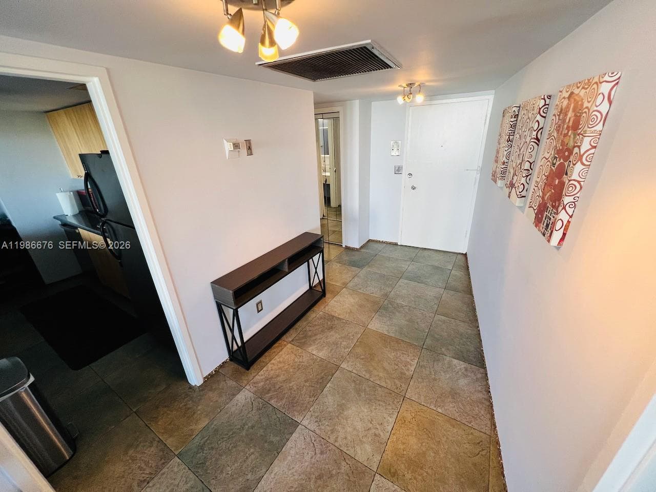 900 Bay Dr # 411, Miami Beach FL 33141 — 30