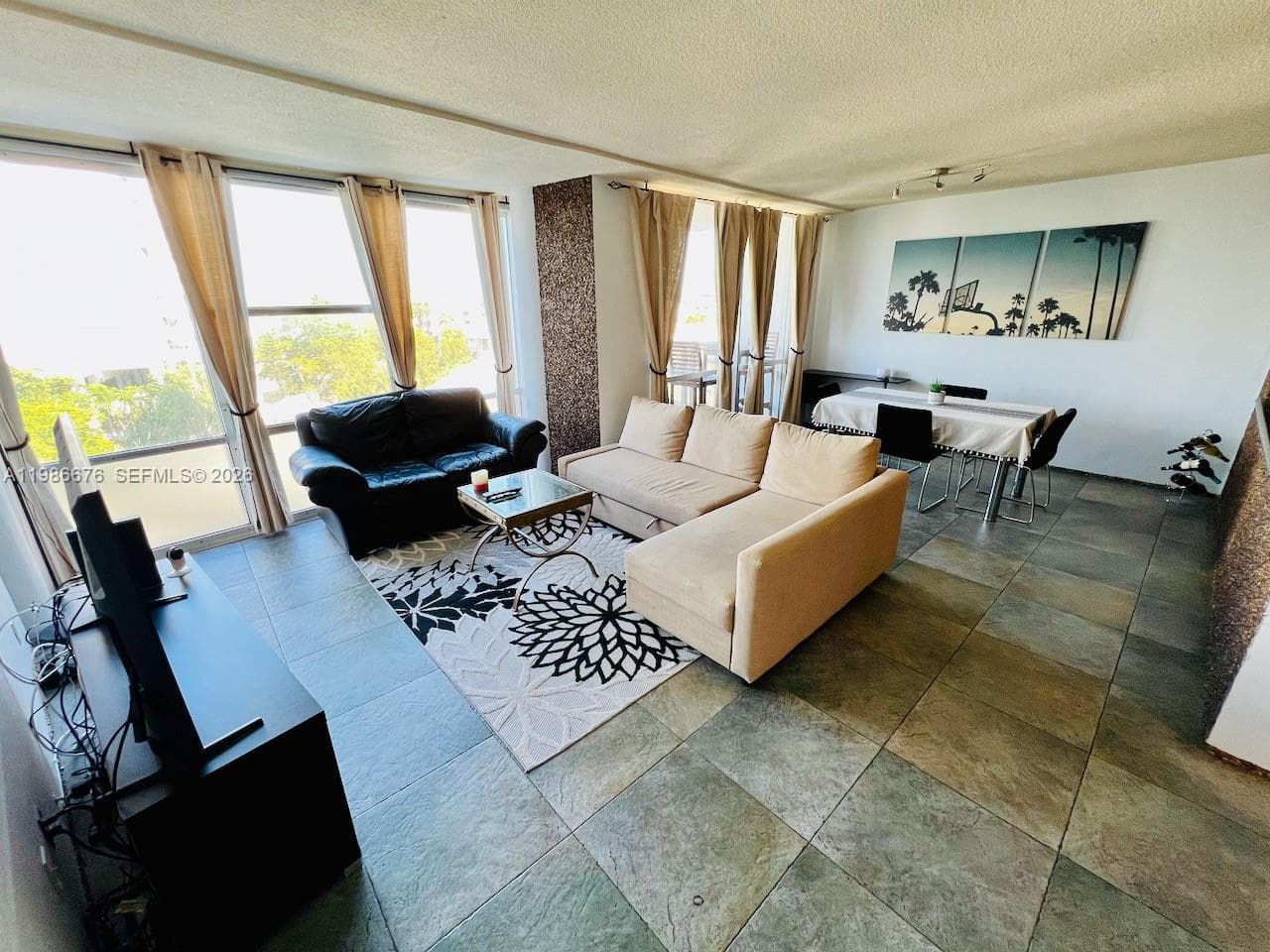 900 Bay Dr # 411, Miami Beach FL 33141 — 35