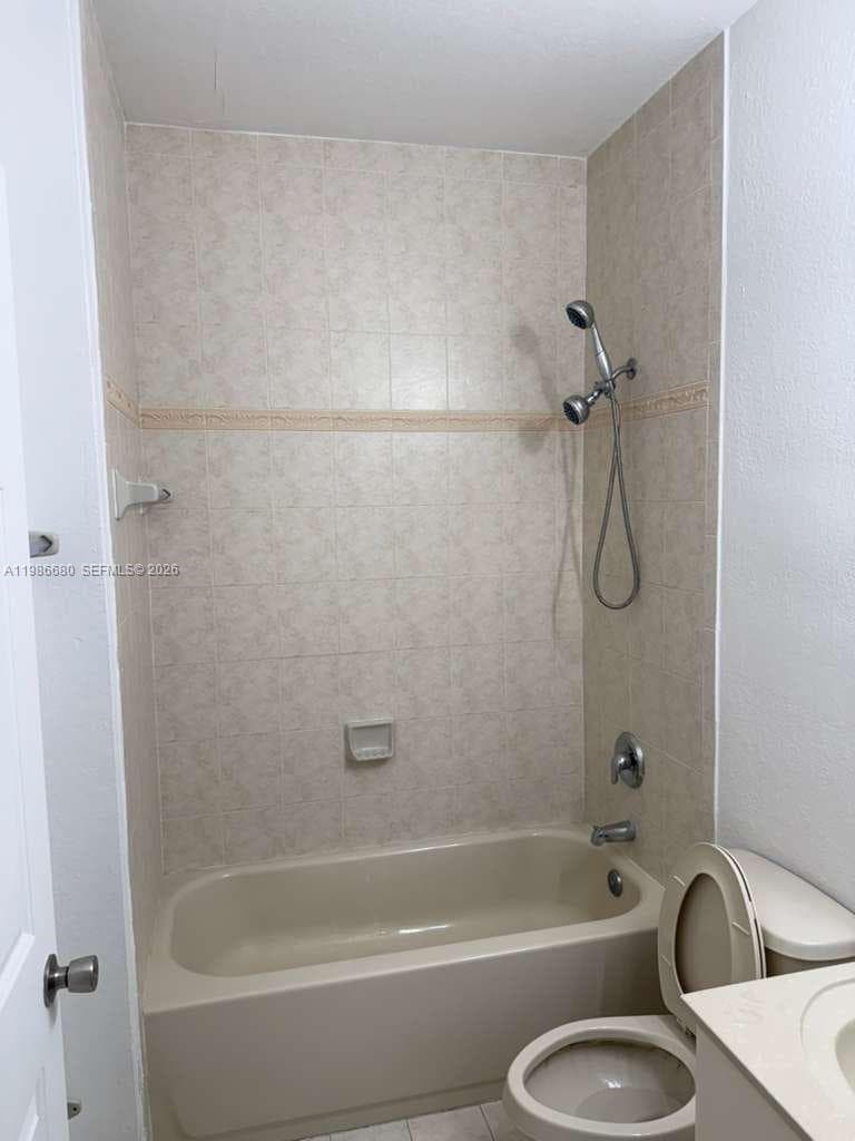 2470 SE 15th Pl # 335, Homestead FL 33035 — 20