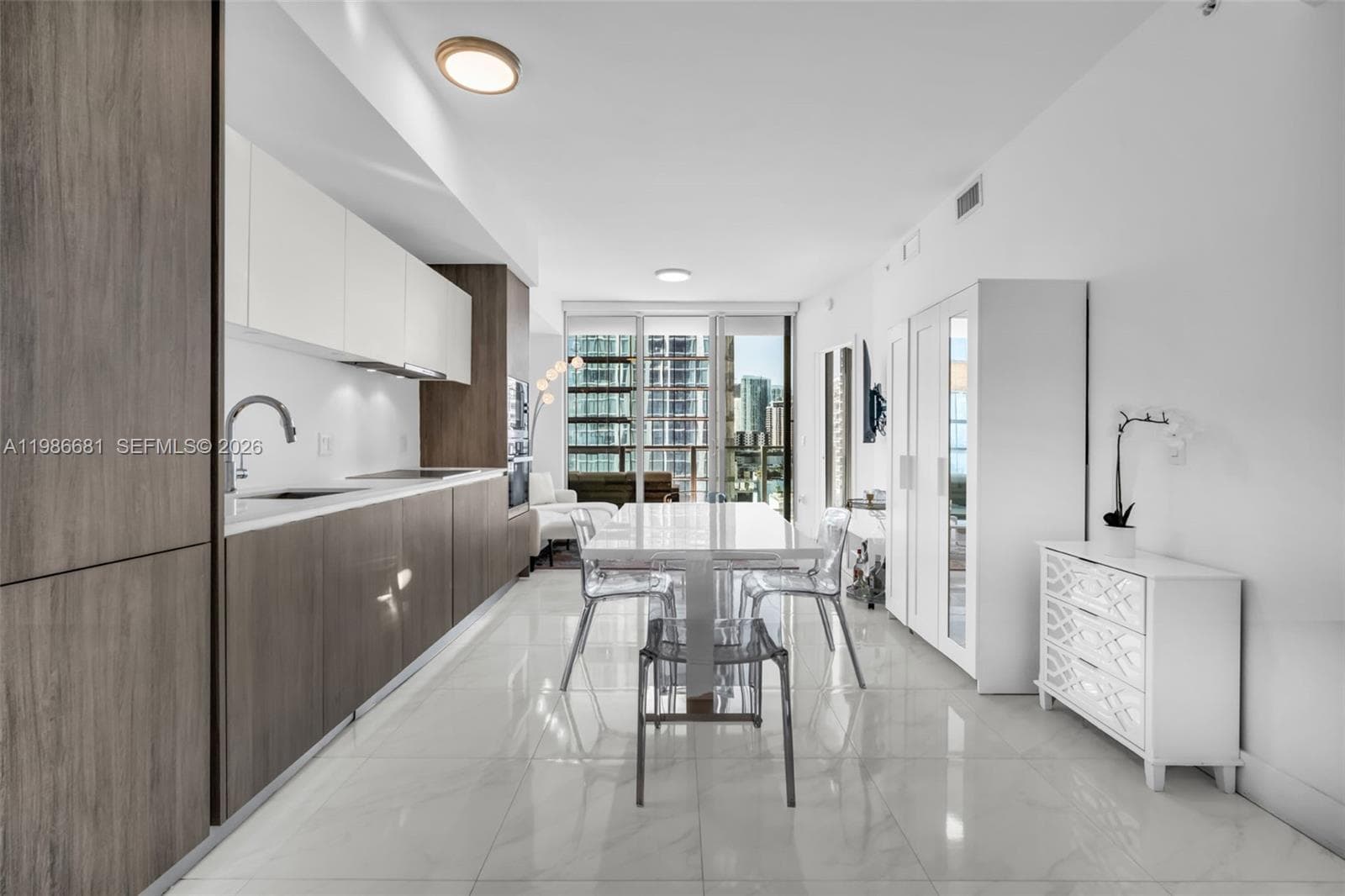 2900 NE 7th Ave # 1408, Miami FL 33137 — 11