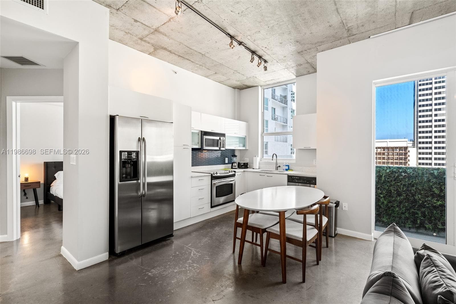 133 NE 2nd Ave # 912, Miami FL 33132 — 4