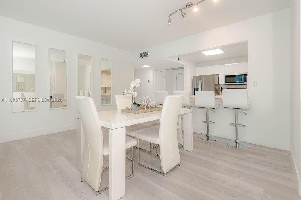 2301 Collins Ave # 401, Miami Beach FL 33139 — 11