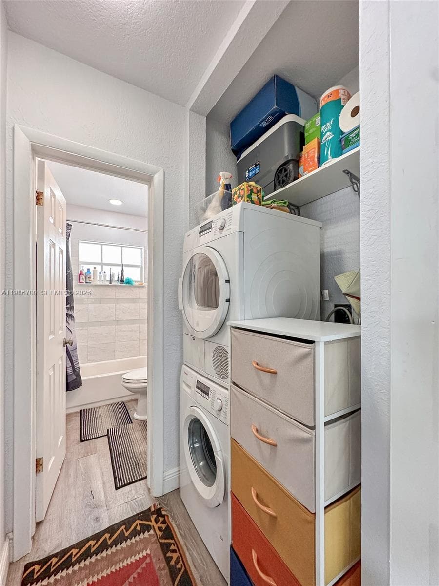 1611 West Ave # 9, Miami Beach FL 33139 — 16