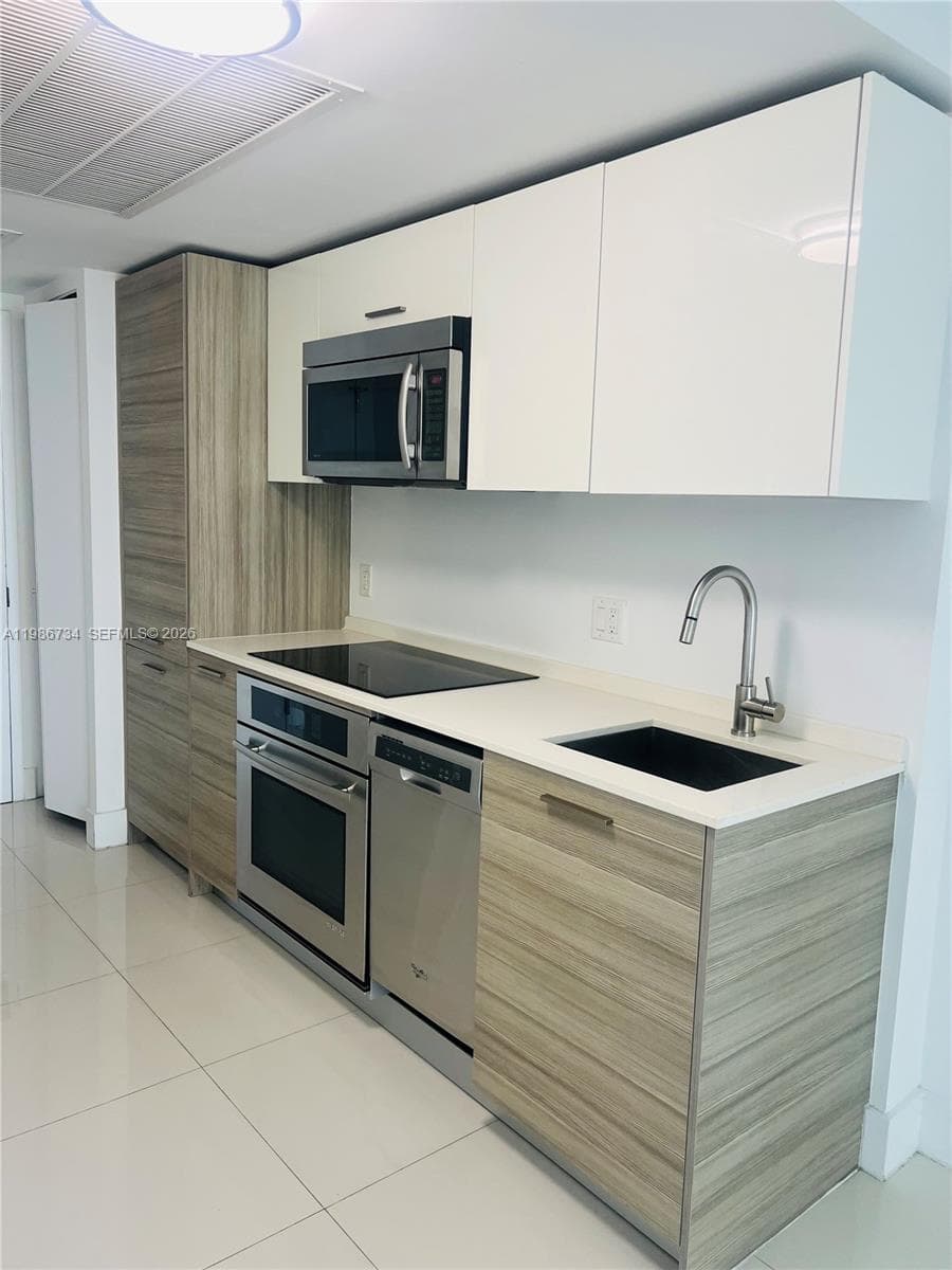 1300 Brickell Bay Dr # 1606, Miami FL 33131 — 3