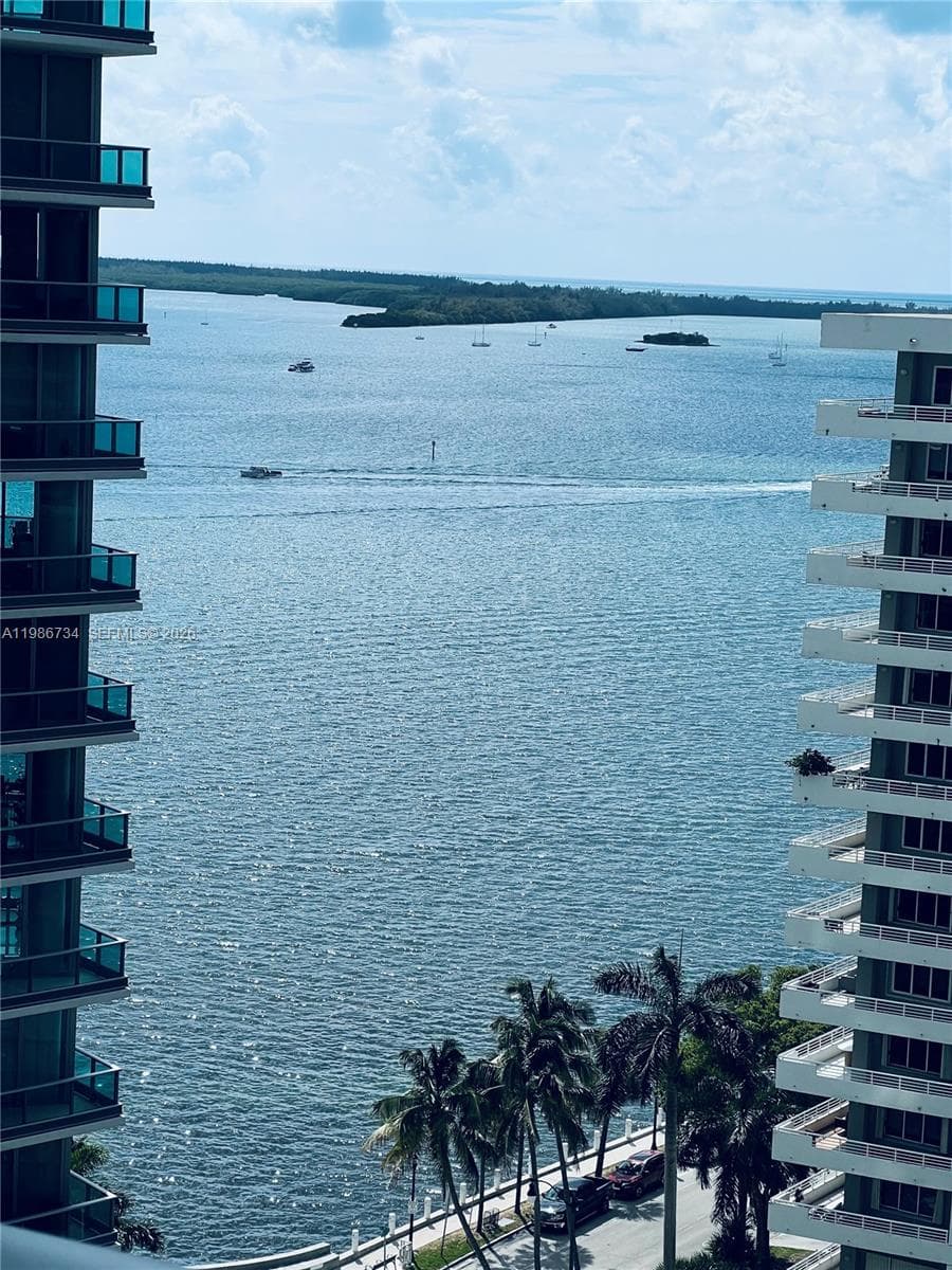 1300 Brickell Bay Dr # 1606, Miami FL 33131 — 1