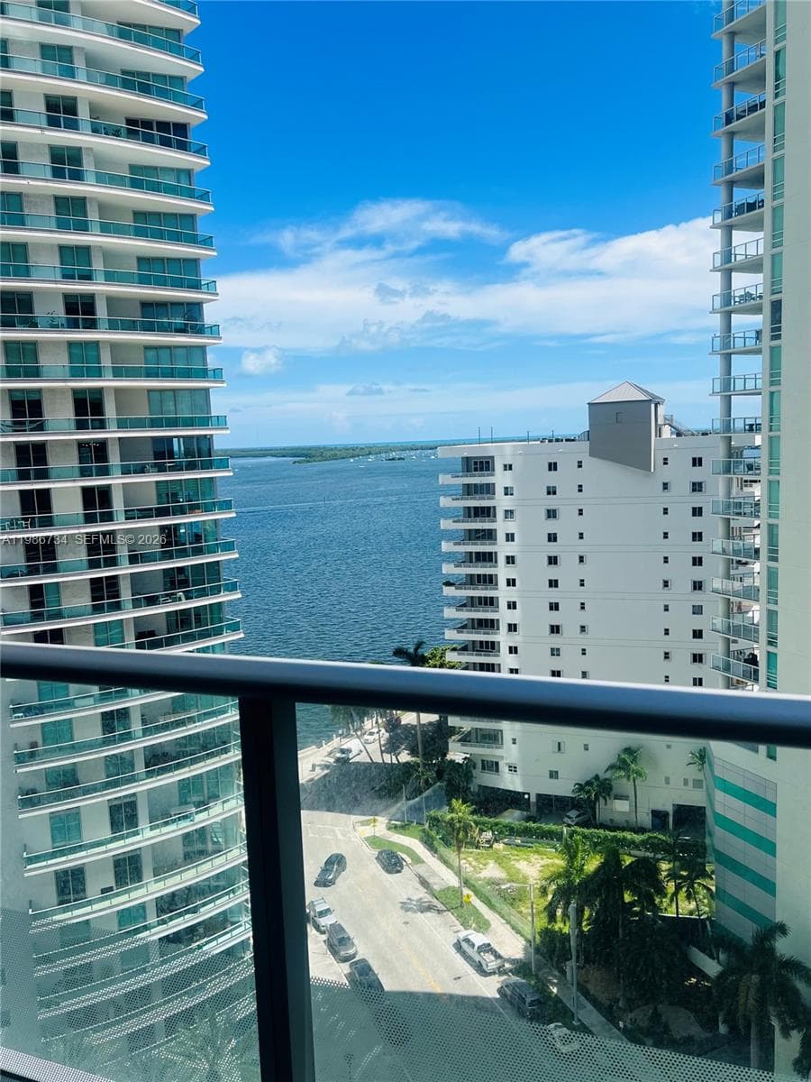 1300 Brickell Bay Dr # 1606, Miami FL 33131 — 20