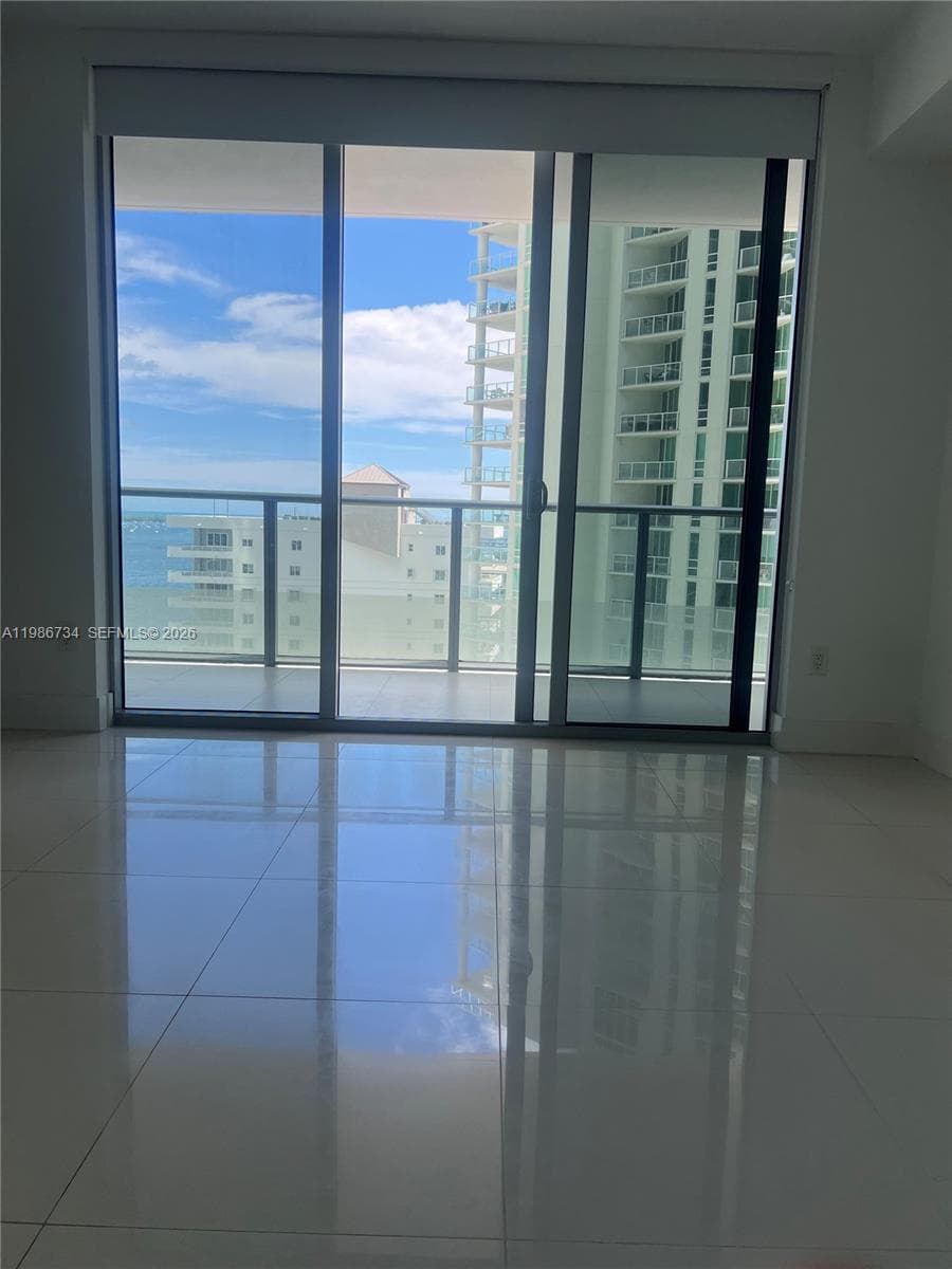 1300 Brickell Bay Dr # 1606, Miami FL 33131 — 10