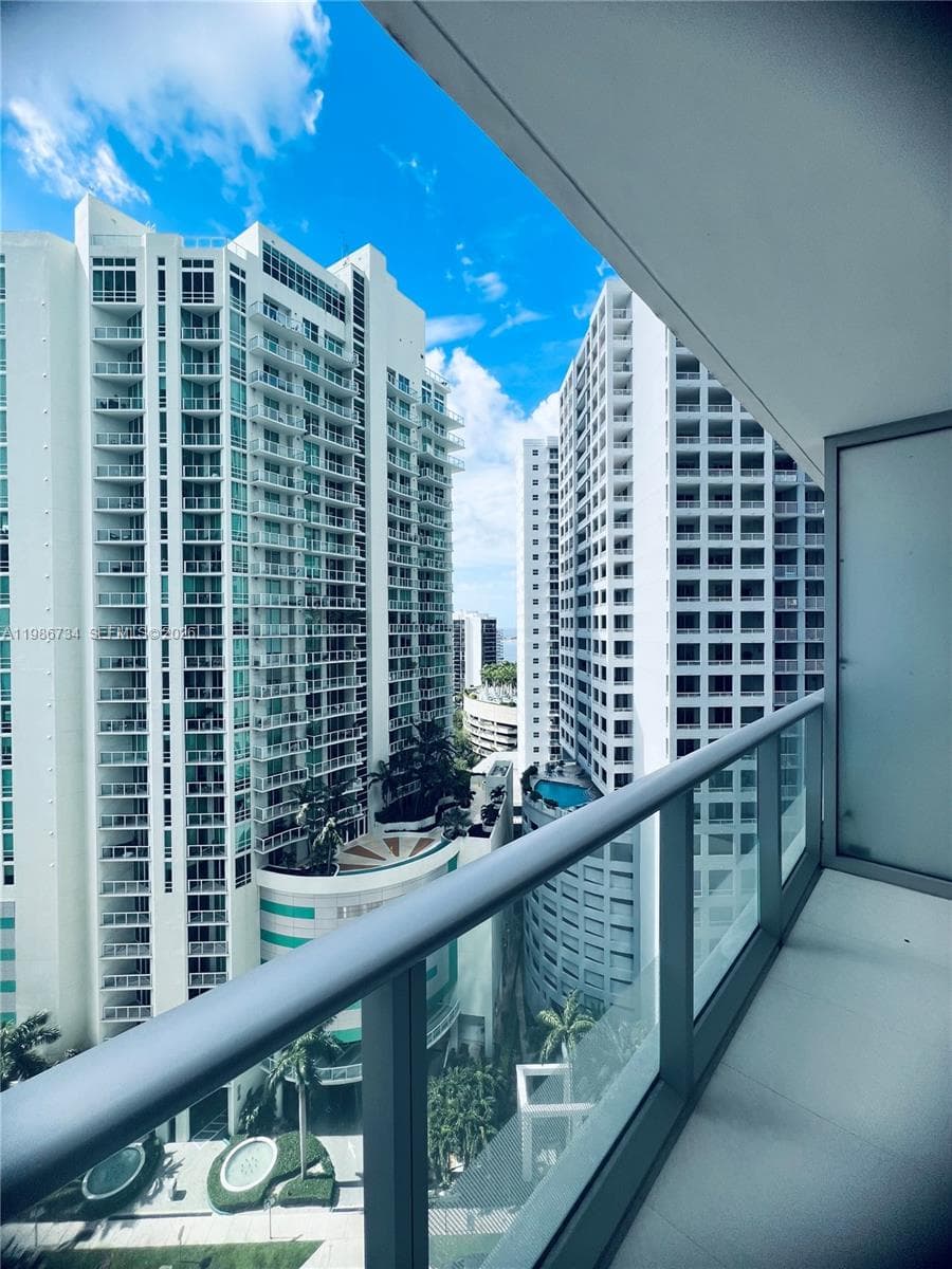 1300 Brickell Bay Dr # 1606, Miami FL 33131 — 18