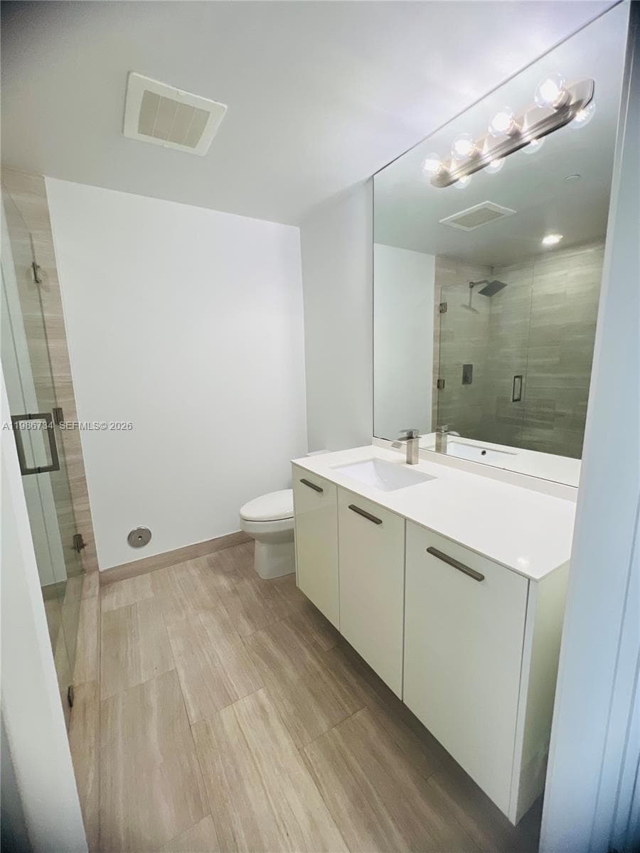 1300 Brickell Bay Dr # 1606, Miami FL 33131 — 15