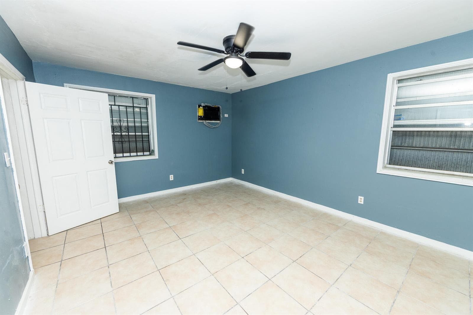 1230 NW 180th Terrace, Miami Gardens FL 33169 — 7
