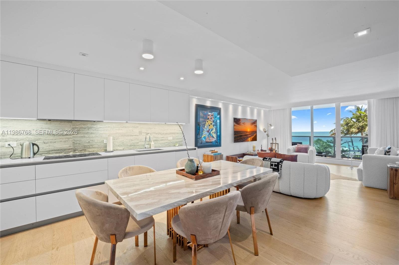 2301 Collins Ave # 624, Miami Beach FL 33139 — 2