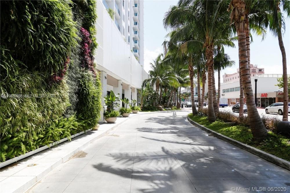 2301 Collins Ave # 624, Miami Beach FL 33139 — 30