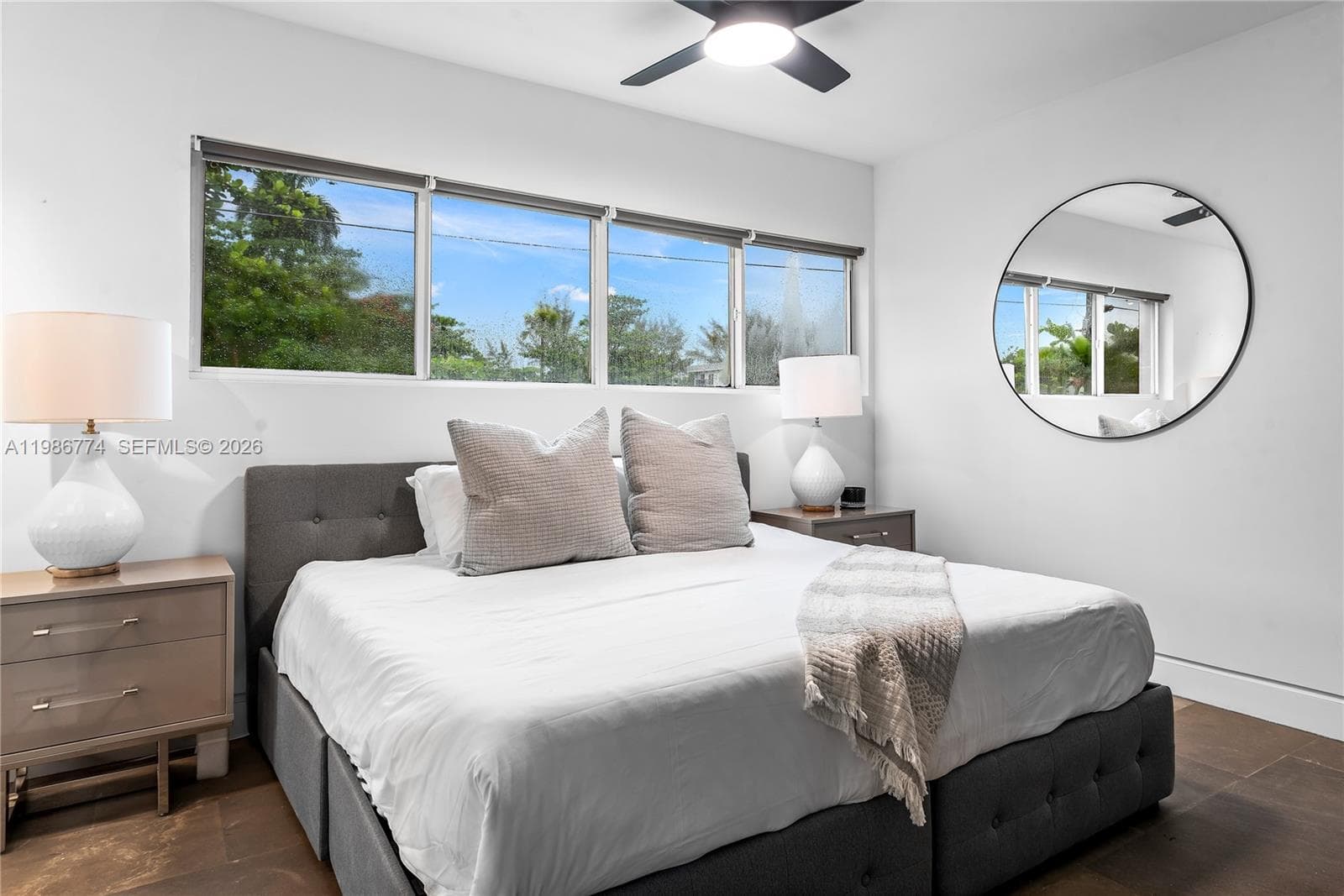 1606 S Bayshore Dr, Miami FL 33133 — 32