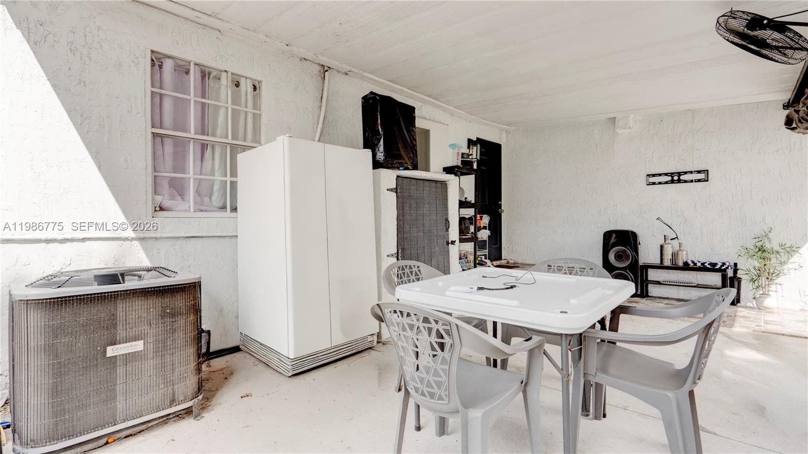 10529 NW 35th Ave, Miami FL 33147 — 25