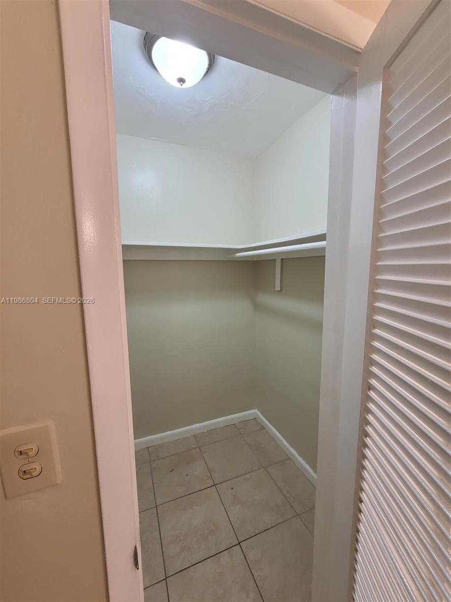 140 Royal Palm Rd # 107, Hialeah Gardens FL 33016 — 13