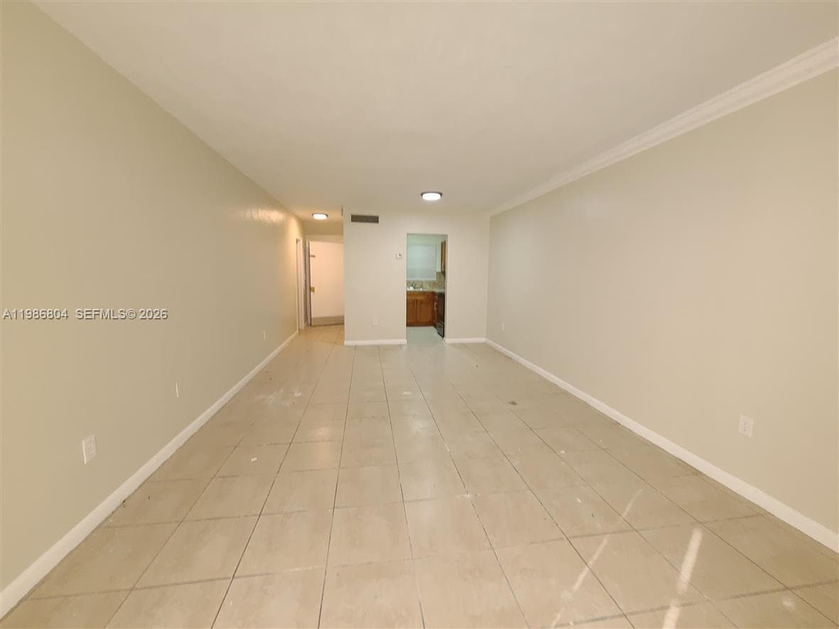 140 Royal Palm Rd # 107, Hialeah Gardens FL 33016 — 12