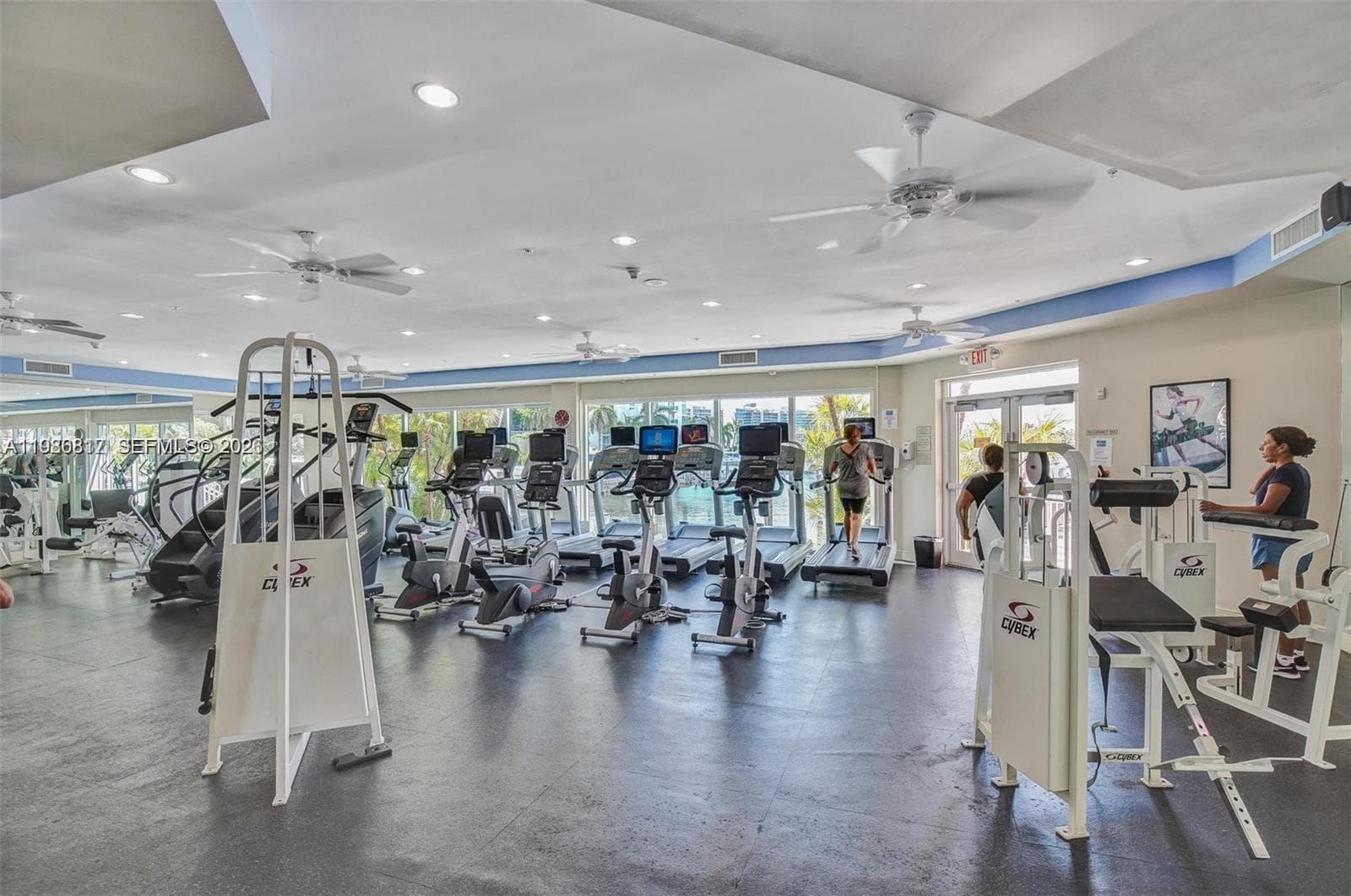 3340 NE 190th St # 1409, Aventura FL 33180 — 32