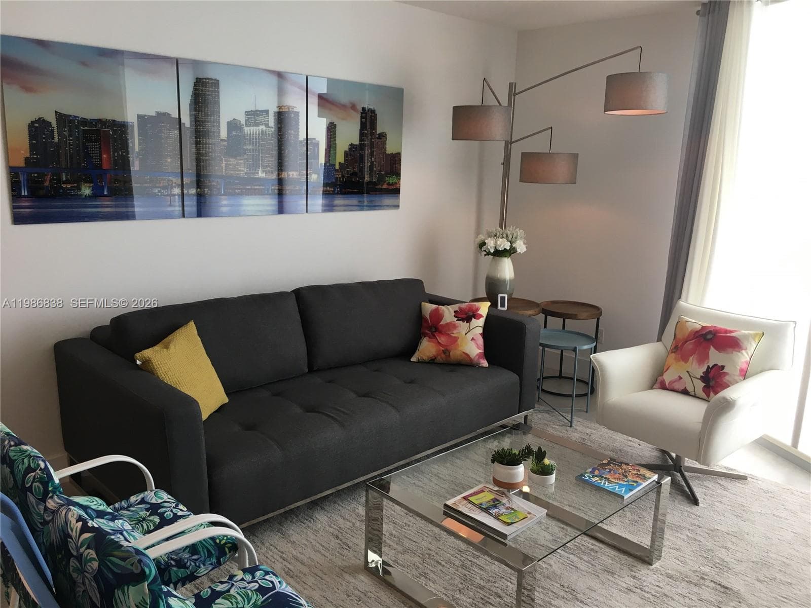335 S Biscayne Blvd # 3910, Miami FL 33131 — 2