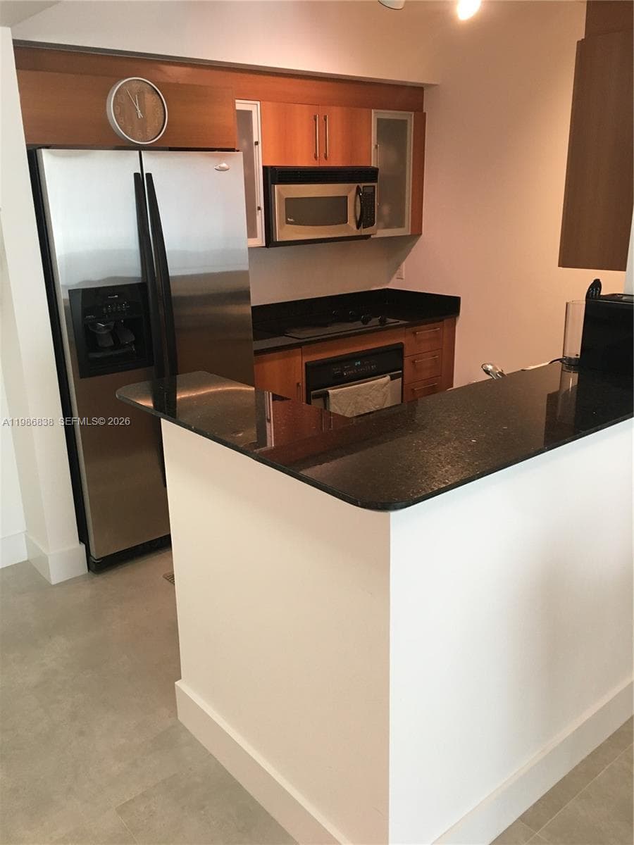 335 S Biscayne Blvd # 3910, Miami FL 33131 — 12