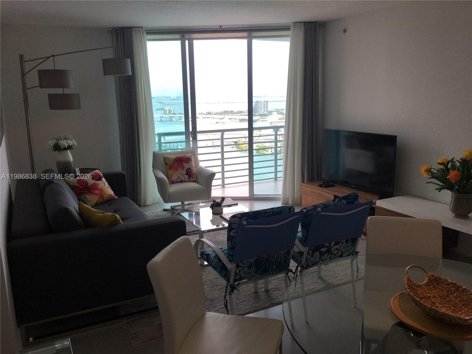 335 S Biscayne Blvd # 3910, Miami FL 33131 — 7