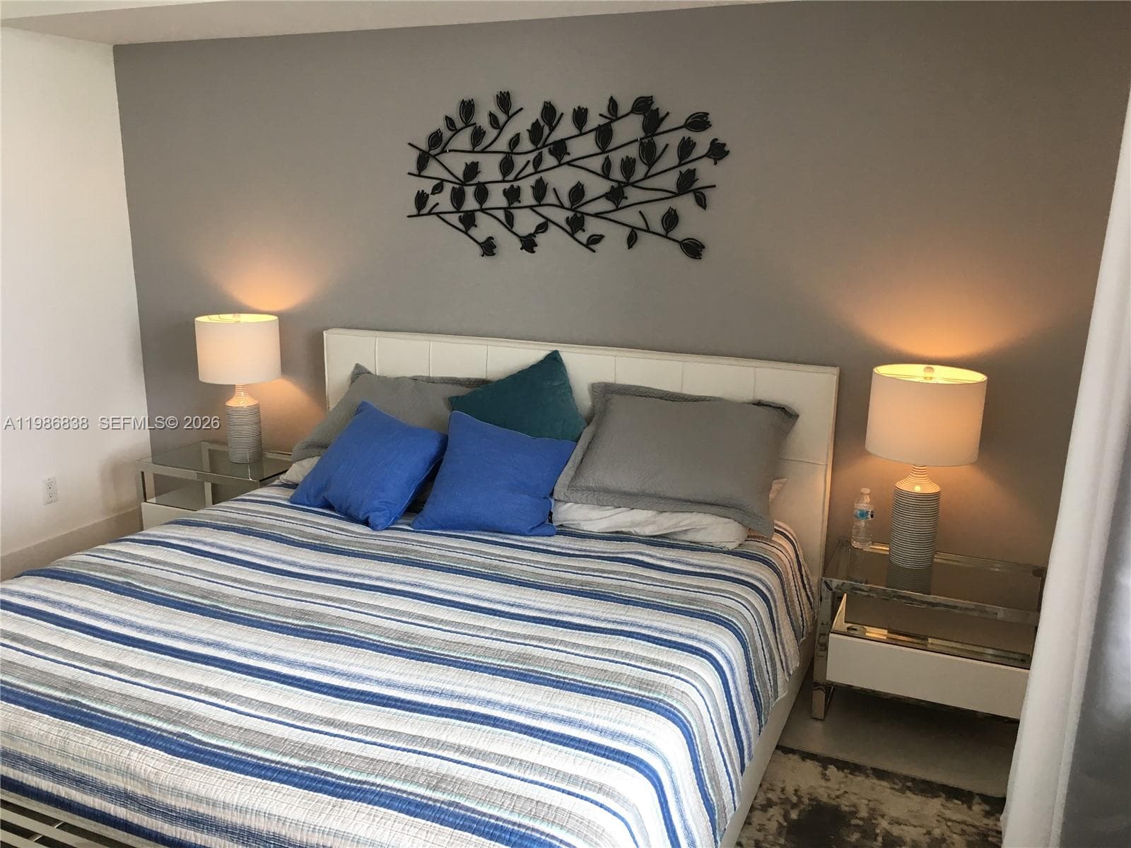 335 S Biscayne Blvd # 3910, Miami FL 33131 — 14