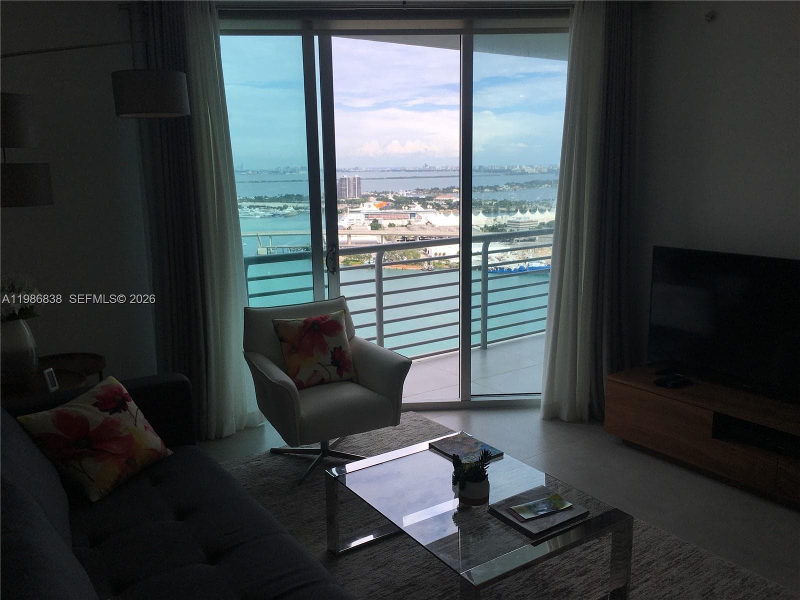 335 S Biscayne Blvd # 3910, Miami FL 33131 — 8