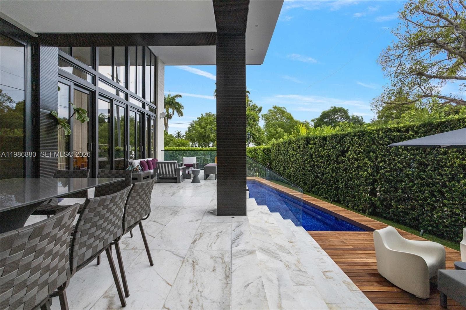 610 Harbor Cir, Key Biscayne FL 33149 — 51