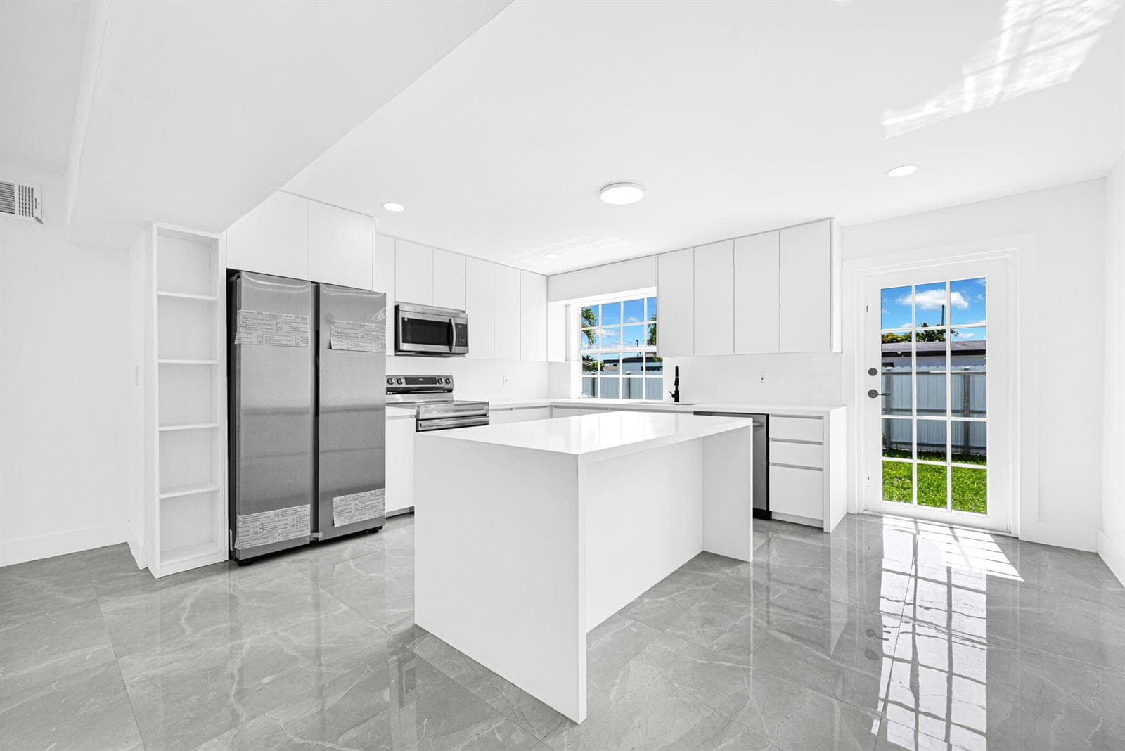 4040 SW 108th Avenue, Miami FL 33165 — 16