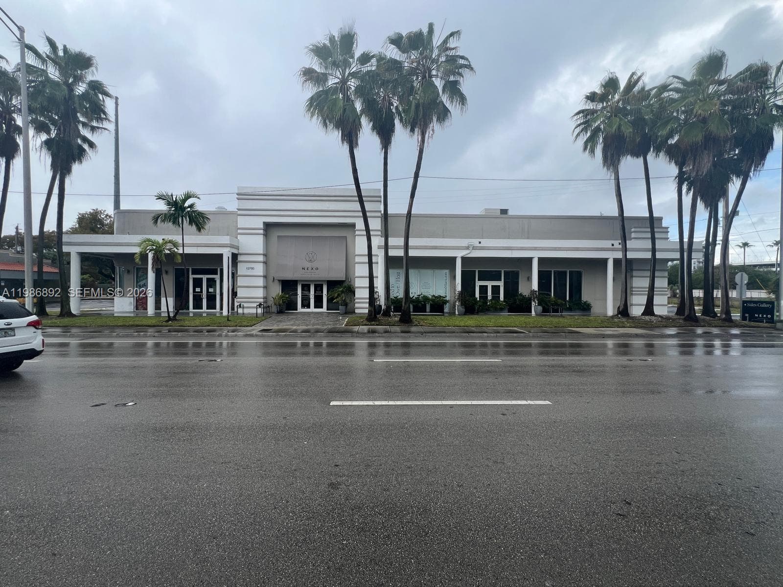 13750 Biscayne Blvd, North Miami Beach FL 33181 — 1
