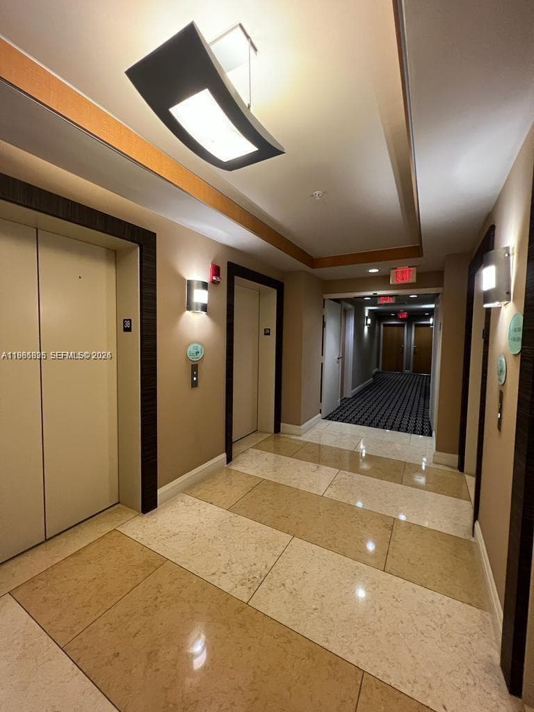 253 NE 2nd St # 3806, Miami FL 33132 — 4