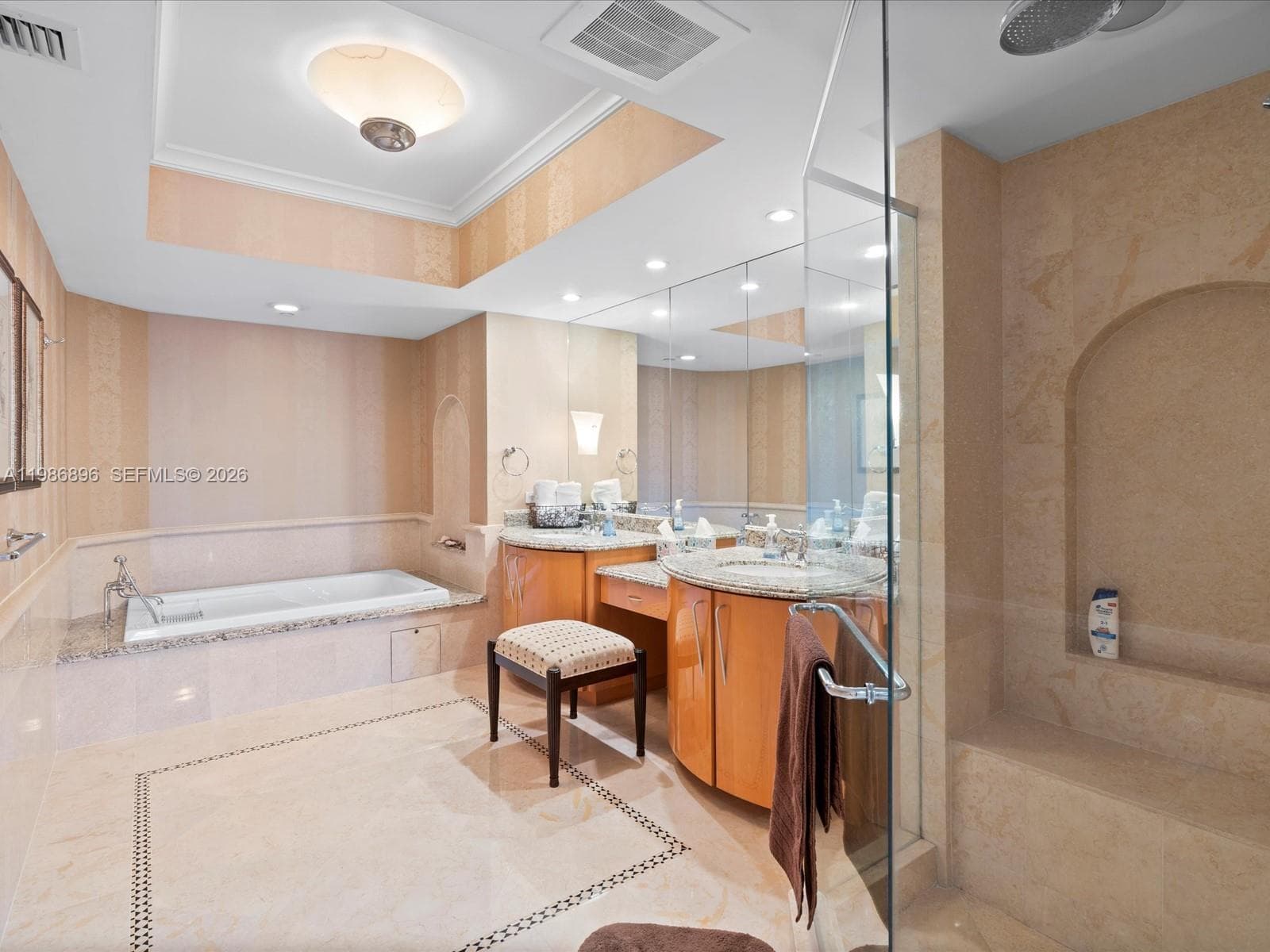 17875 Collins Ave # 2903, Sunny Isles Beach FL 33160 — 19