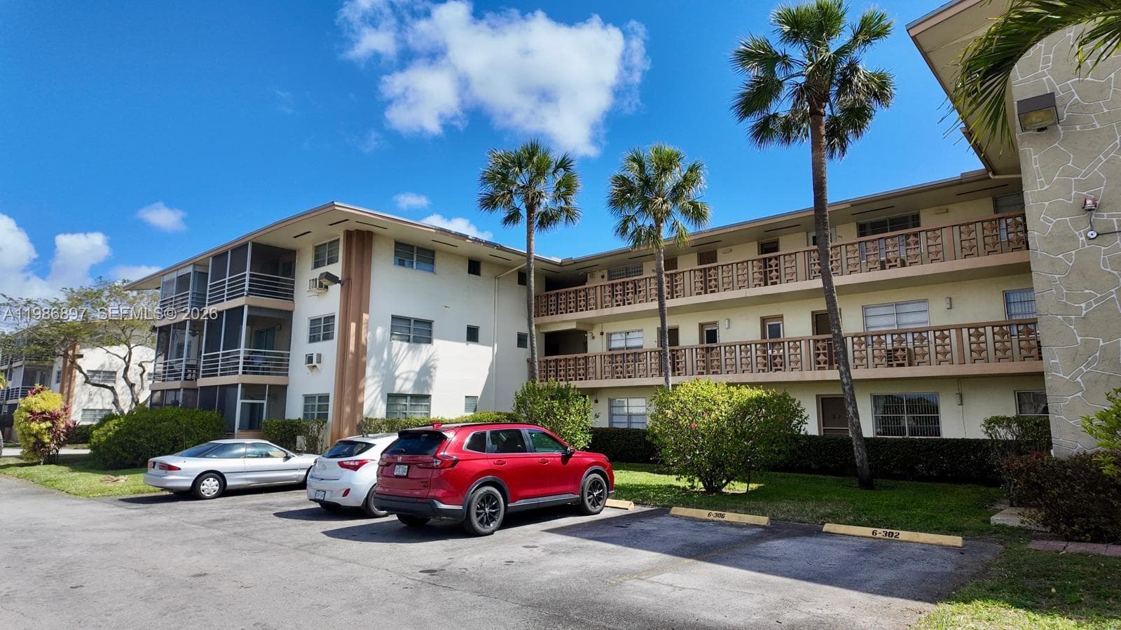 16901 NE 13th Ave # 307, Miami FL 33162 — 16