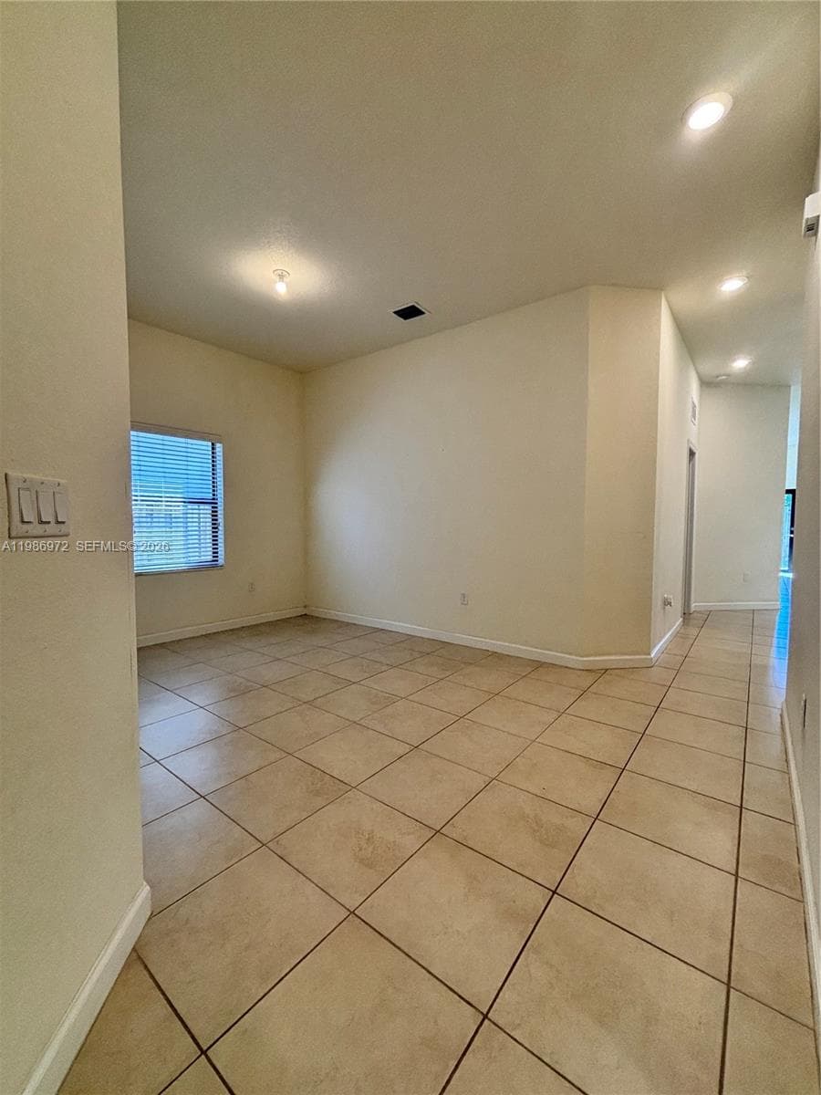 164 NE 23rd Ter, Homestead FL 33033 — 75