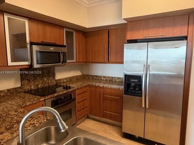 888 S Douglas Rd, Coral Gables FL 33134 — 11