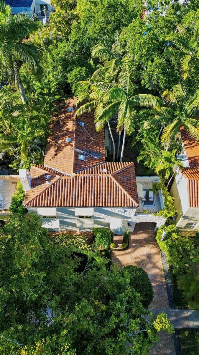 1231 Catalonia Ave, Coral Gables FL 33134 — 6