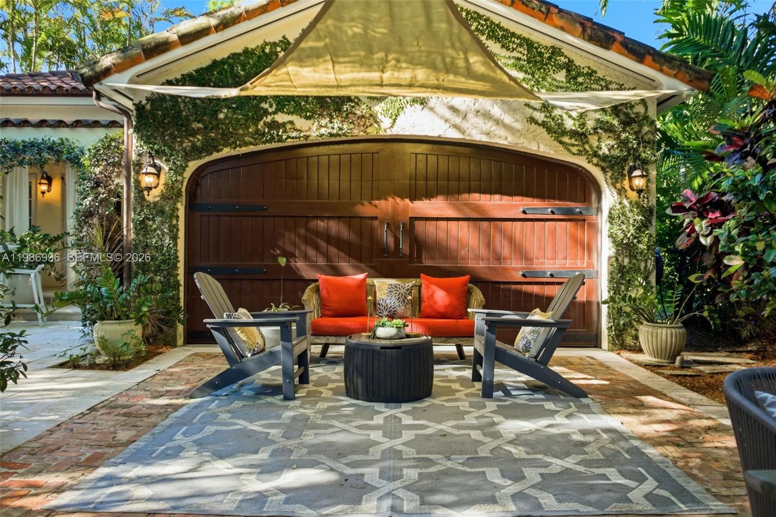 1231 Catalonia Ave, Coral Gables FL 33134 — 16
