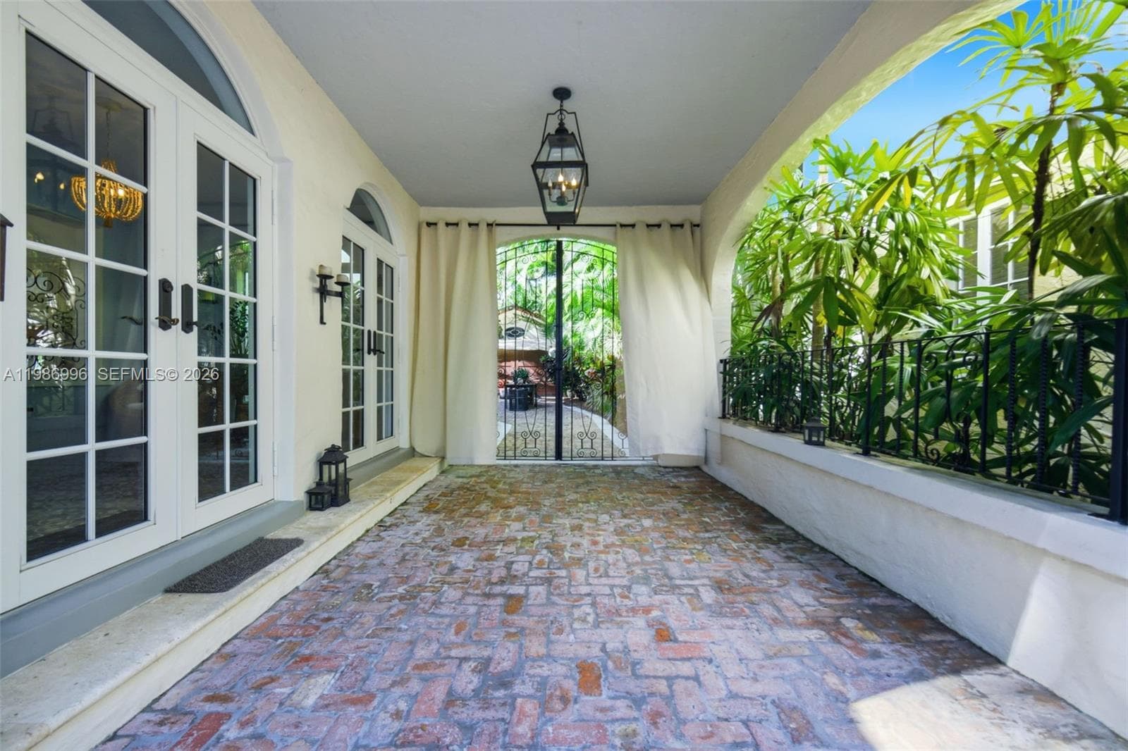 1231 Catalonia Ave, Coral Gables FL 33134 — 15