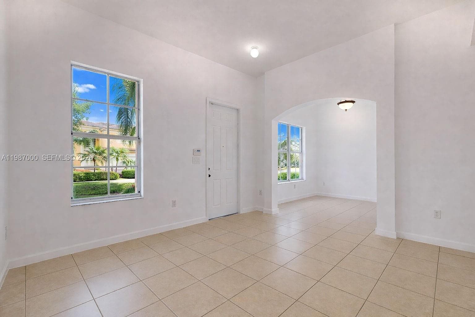 2014 NE 38th Rd # 2014, Homestead FL 33033 — 2