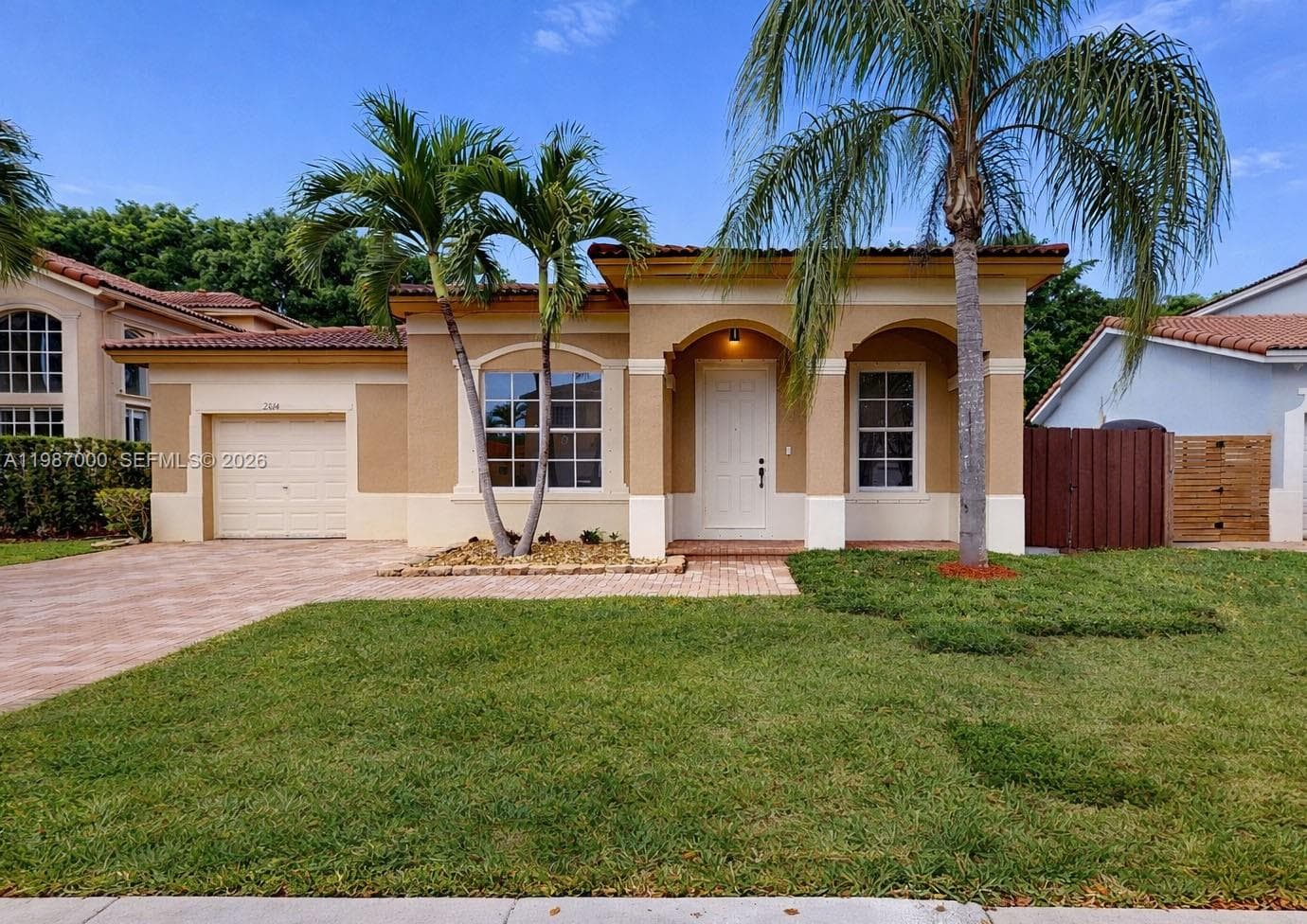 2014 NE 38th Rd # 2014, Homestead FL 33033 — 1