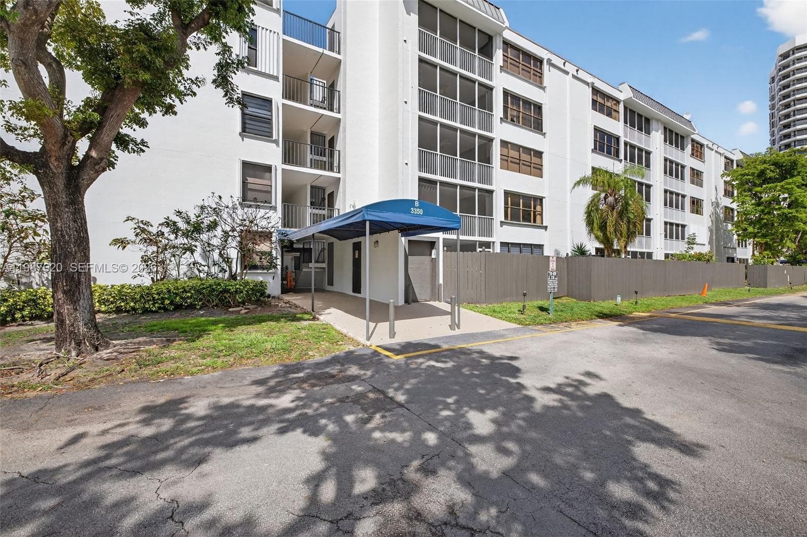 3350 NE 192nd St # B, Aventura FL 33180 — 5