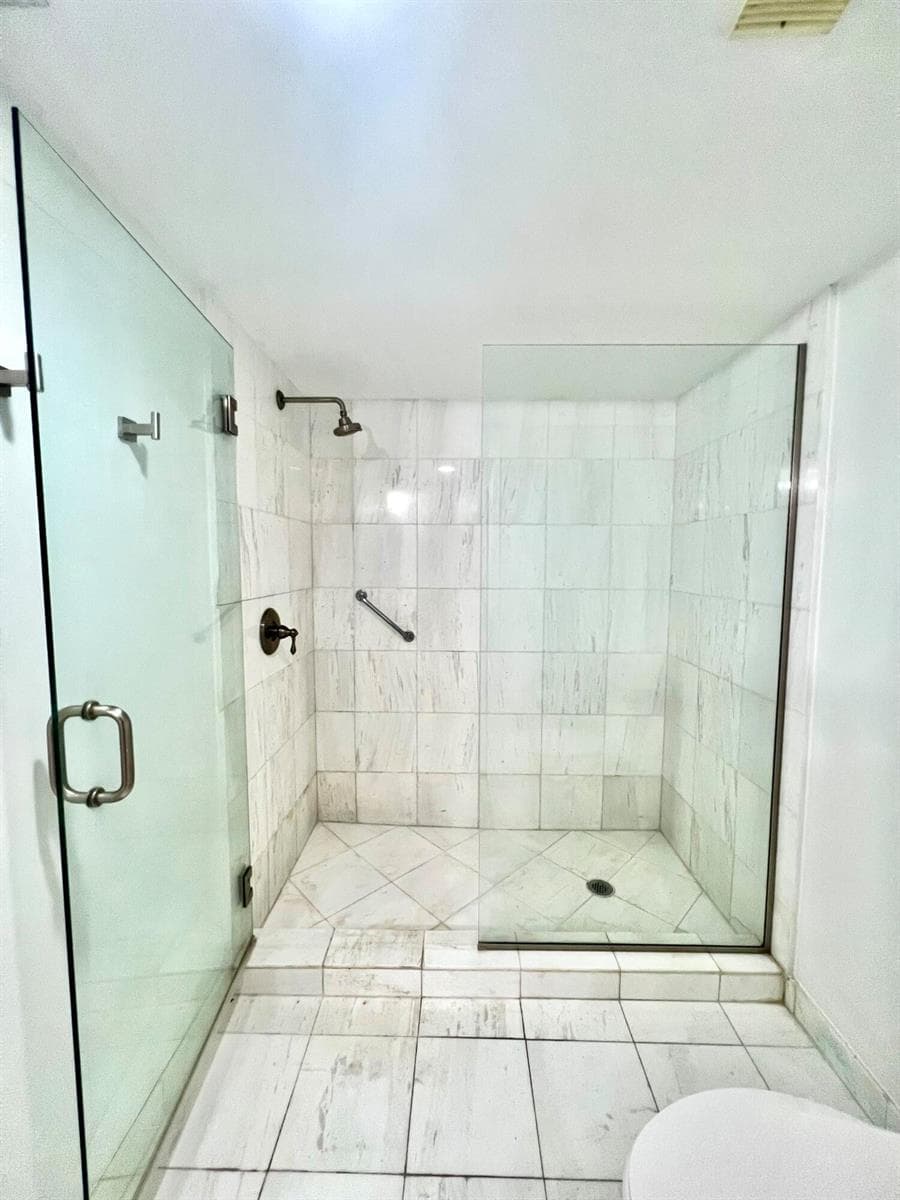 3400 NE 192nd Street # 1102, Aventura FL 33180 — 7