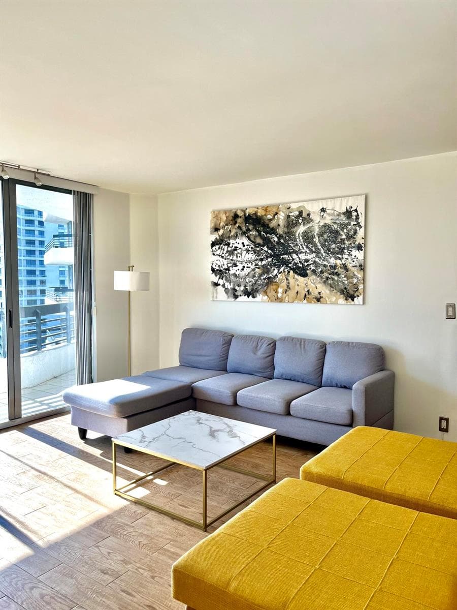3400 NE 192nd Street # 1102, Aventura FL 33180 — 1