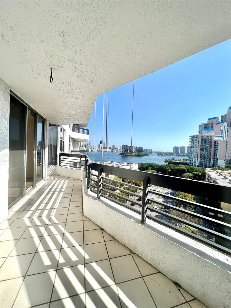 3400 NE 192nd Street # 1102, Aventura FL 33180 — 14