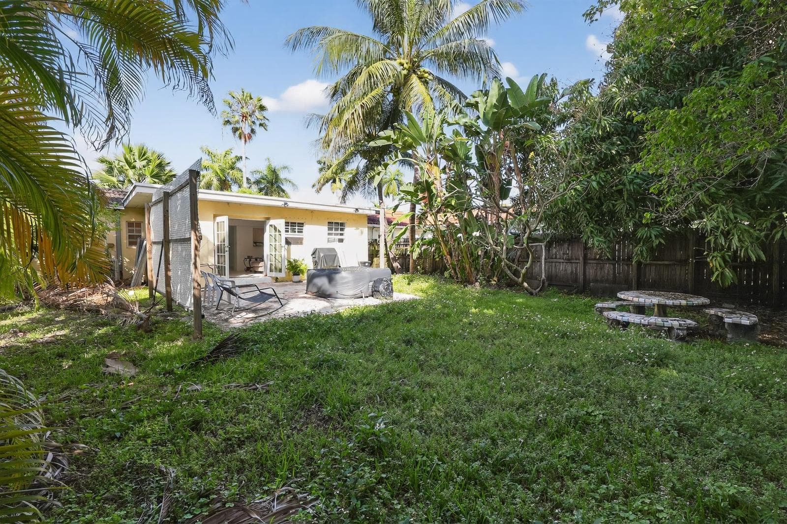 2131 Biarritz Drive, Miami Beach FL 33141 — 26