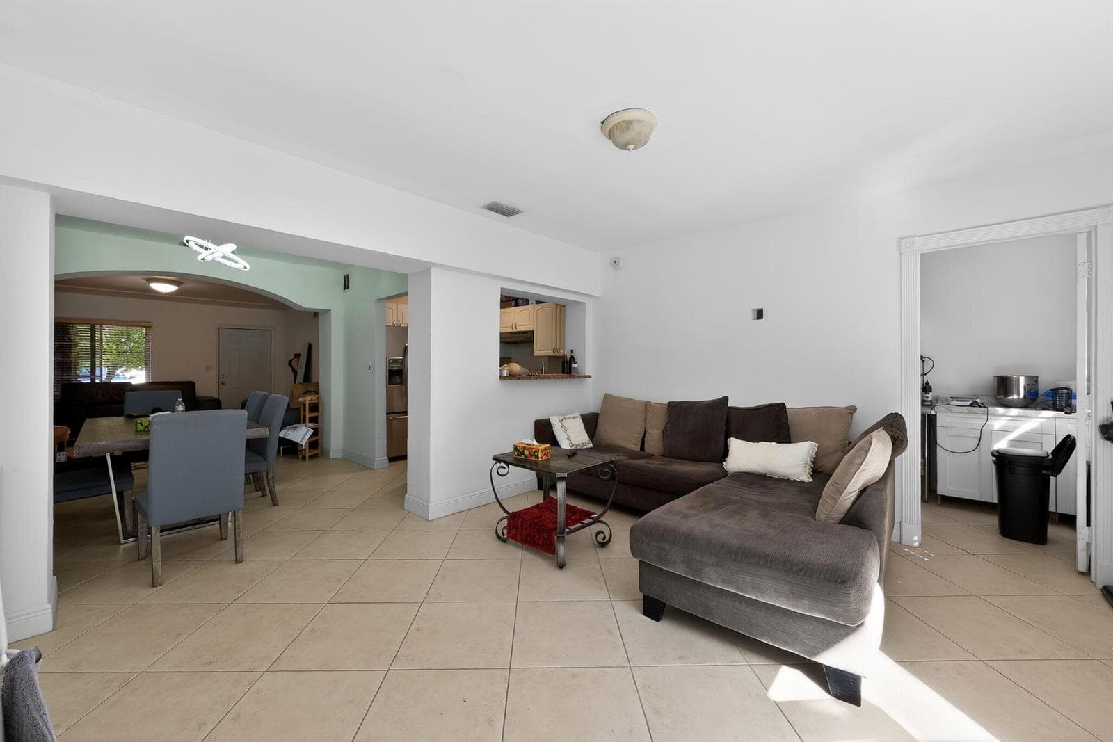 2131 Biarritz Drive, Miami Beach FL 33141 — 7