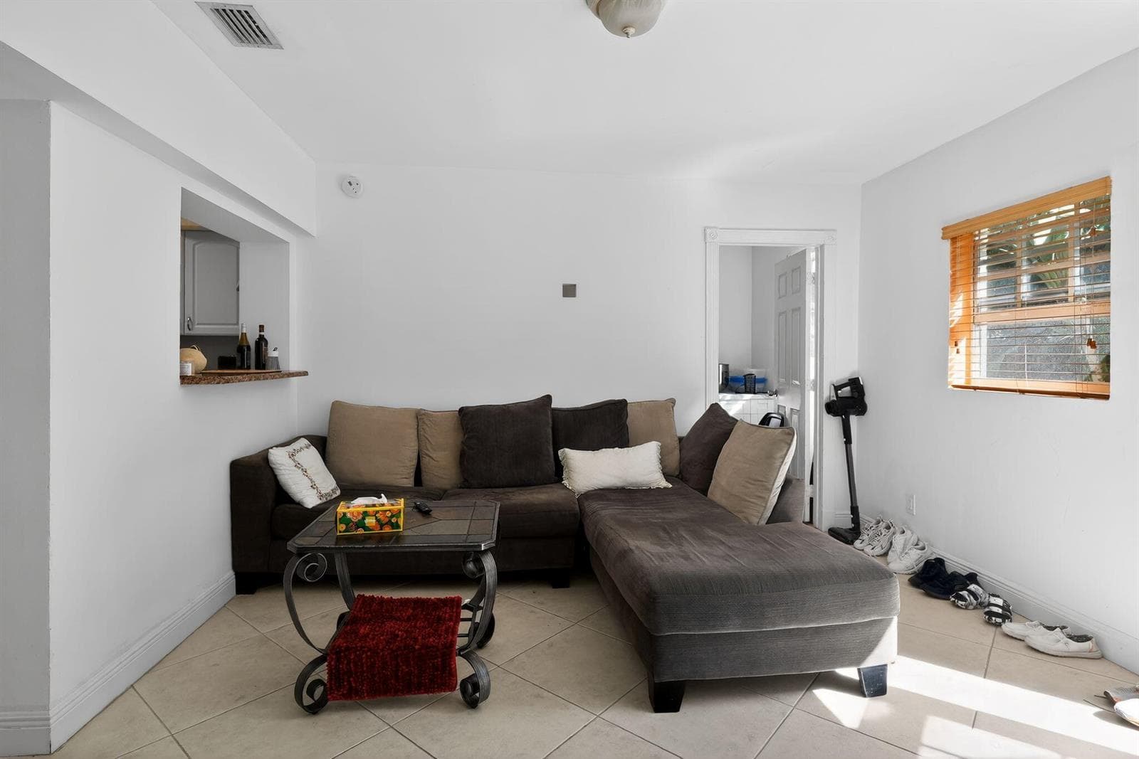 2131 Biarritz Drive, Miami Beach FL 33141 — 9